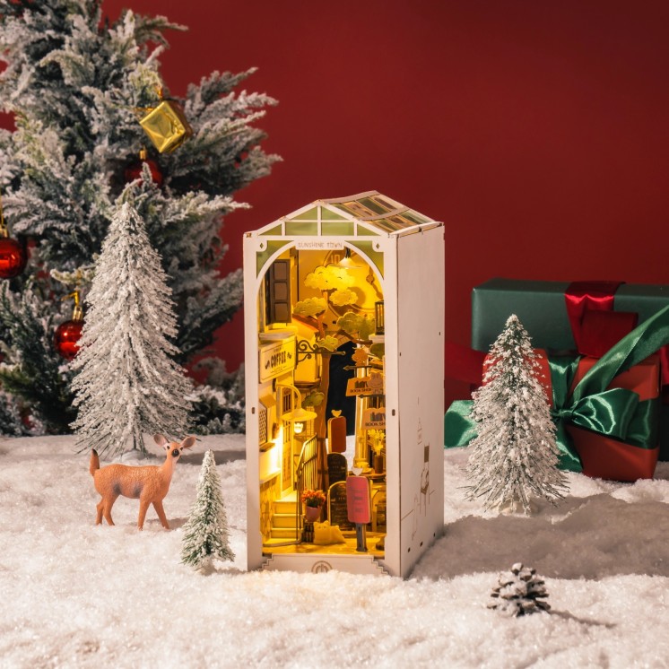 BOOK NOOK SUNSHINE TOWN - ROLIFE